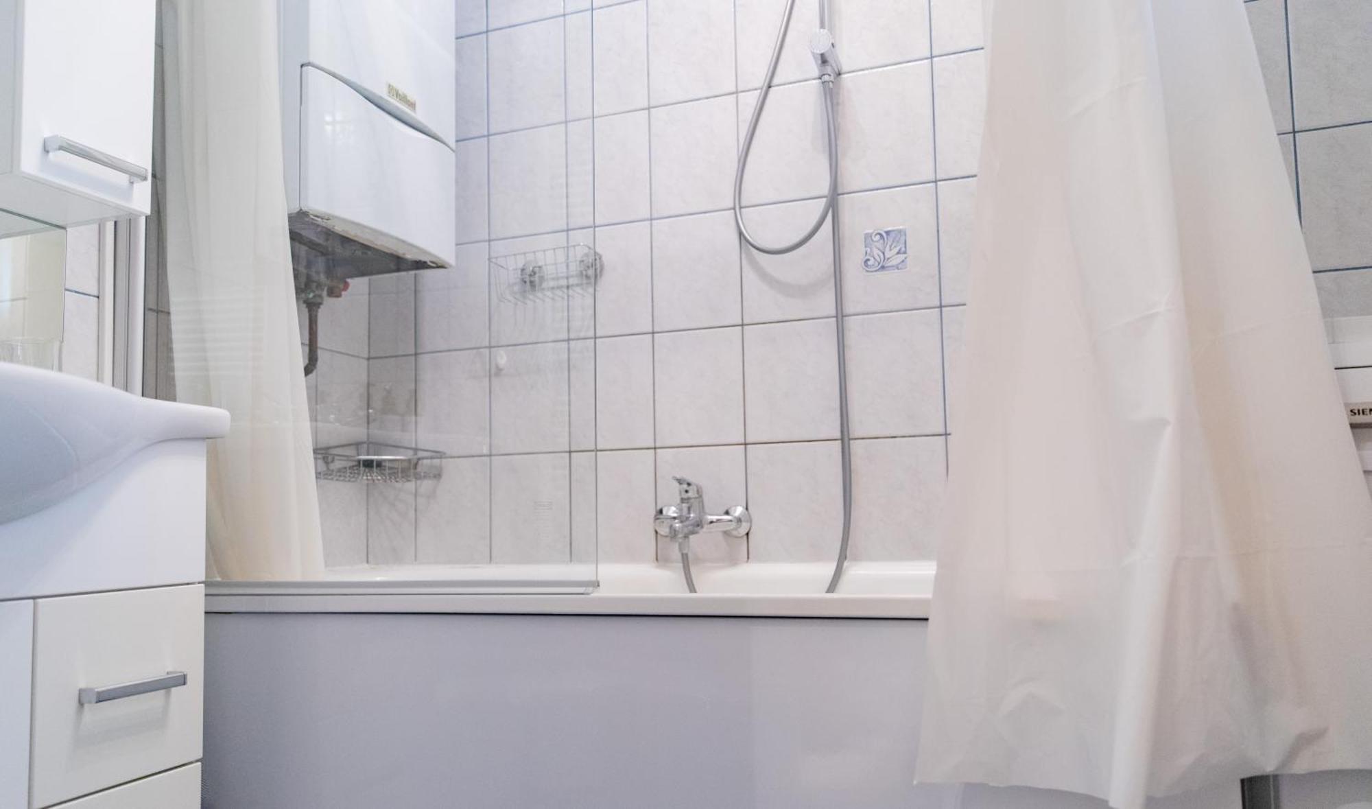 Apartment, 3 Min To U1 Reumannplatz Viena