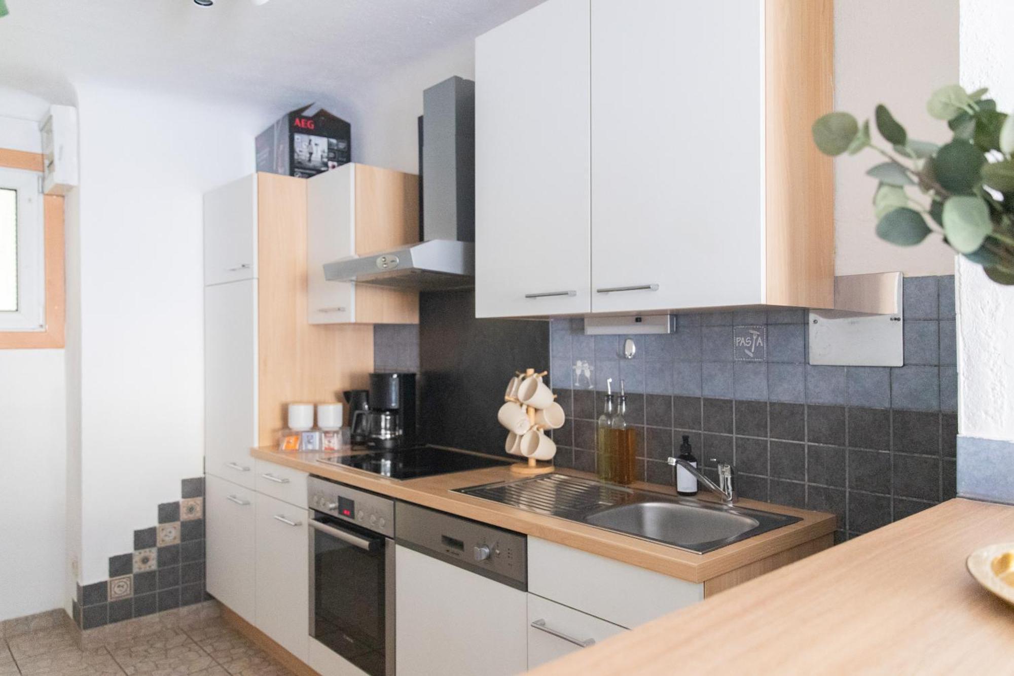 Apartment, 3 Min To U1 Reumannplatz Apartamento *