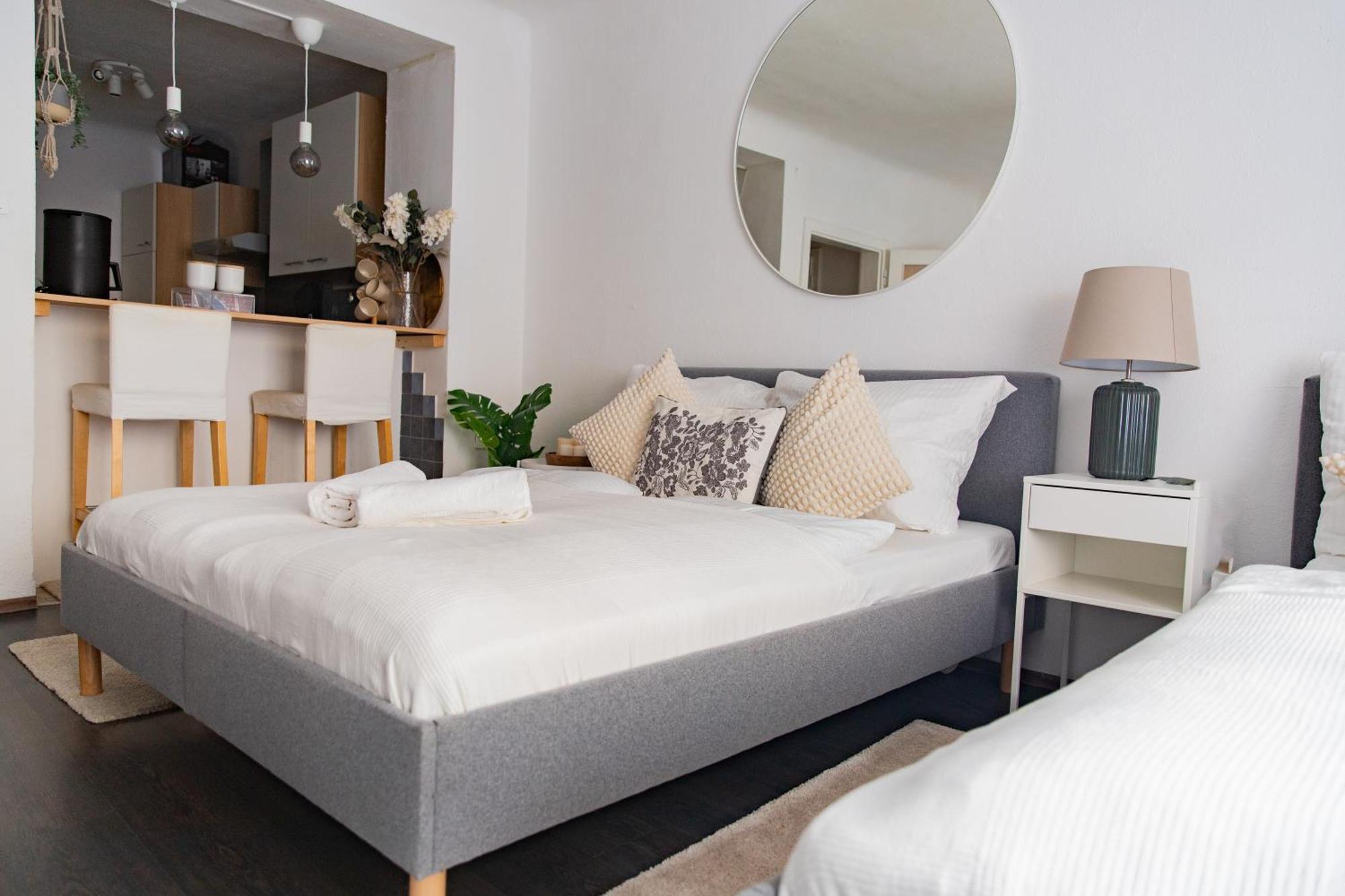 Apartment, 3 Min To U1 Reumannplatz * Viena
